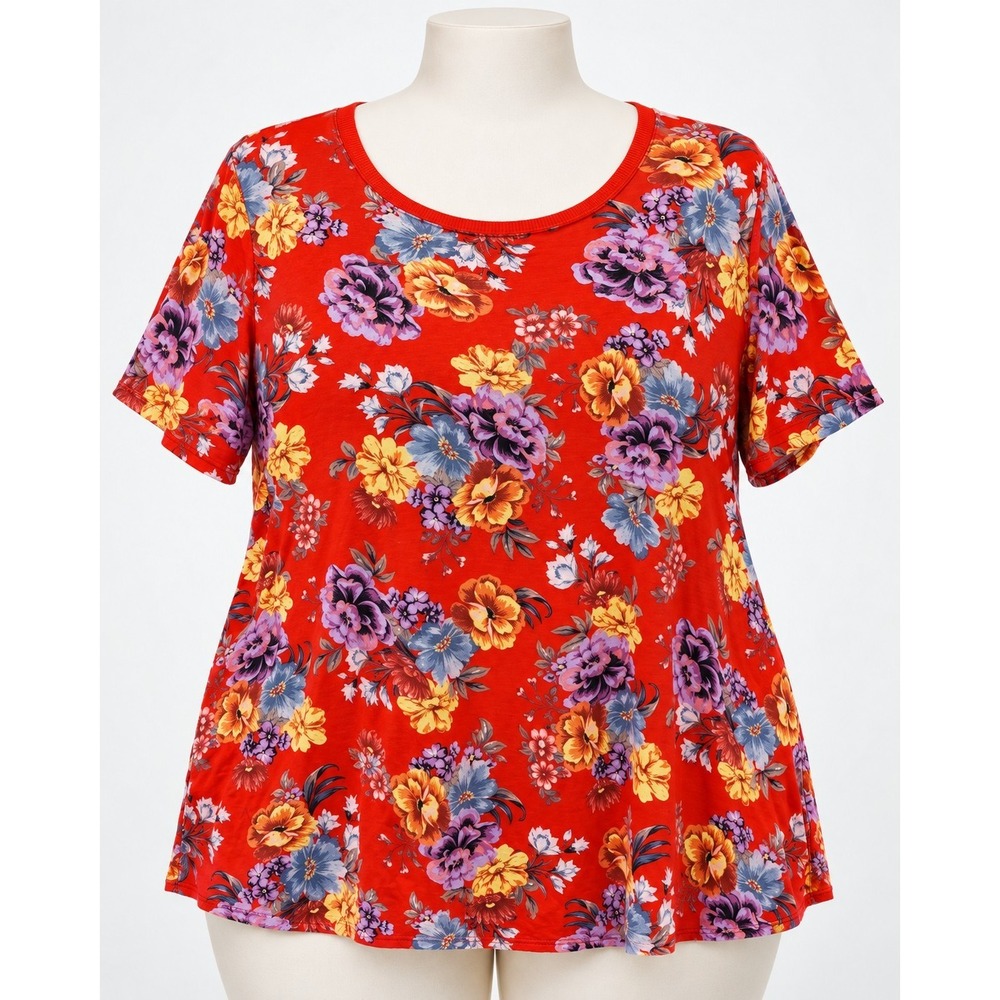 Torrid Red Classic Fit Tee Floral Short Sleeve Ring Neck Top Size 3X Stretch